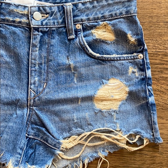 Lovers + Friends Distressed Denim Short - Picture 2 of 4